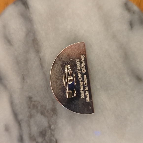 Mickey Mouse Rainbow Pin - Picture 2 of 2